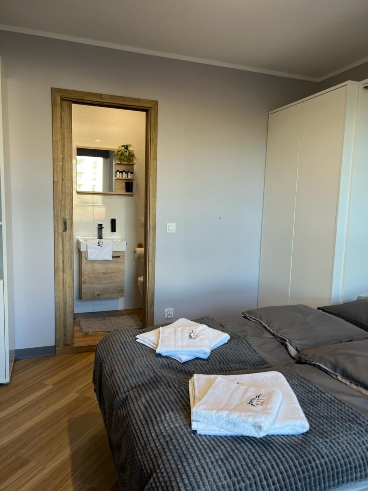 Apartament Lts Rent Luxury & Comfortable Letnica
